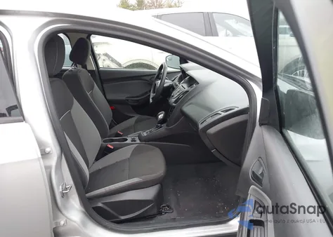 2013 Ford Focus S z USA, uszkodzony, nr VIN 1FADP3E21DL162433